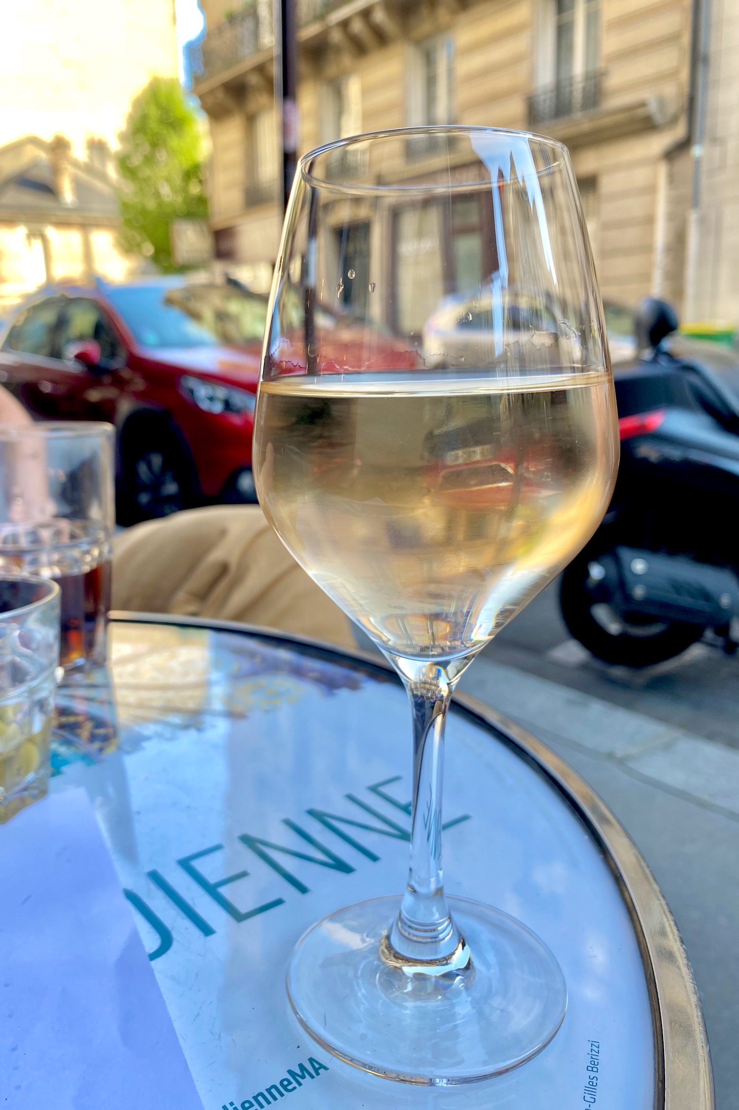 Gris rosé on a terrasse in Paris