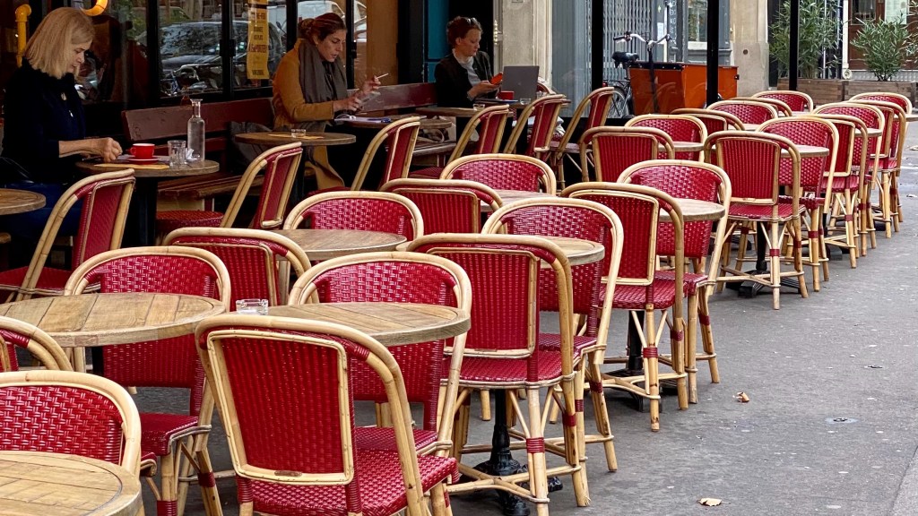 Paris Café featured including a pronunciation workshop at Alliance Française