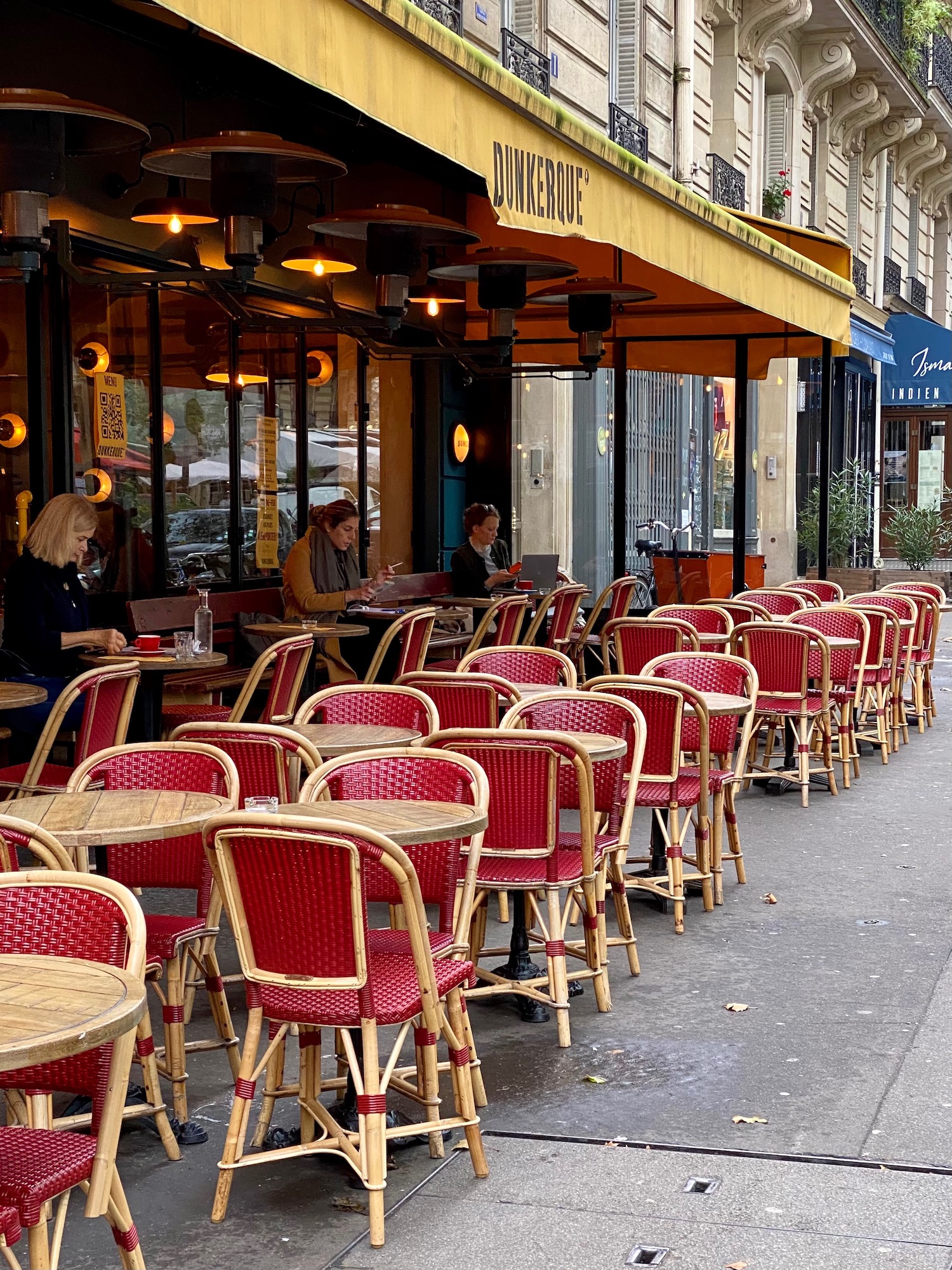 Five Friday Finds from France featuring a pronunciation workshop from Alliance Française