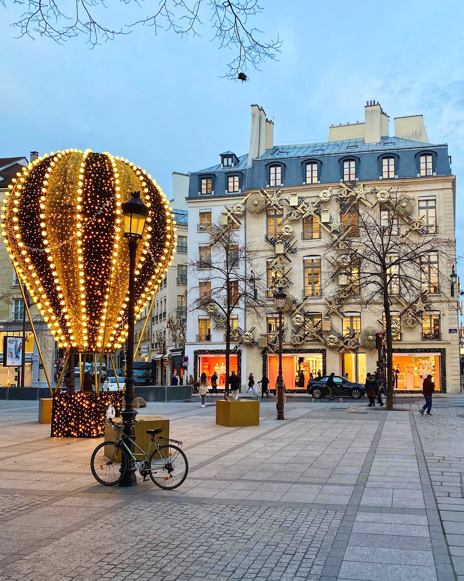 rue saint-honoré decorations 2020
