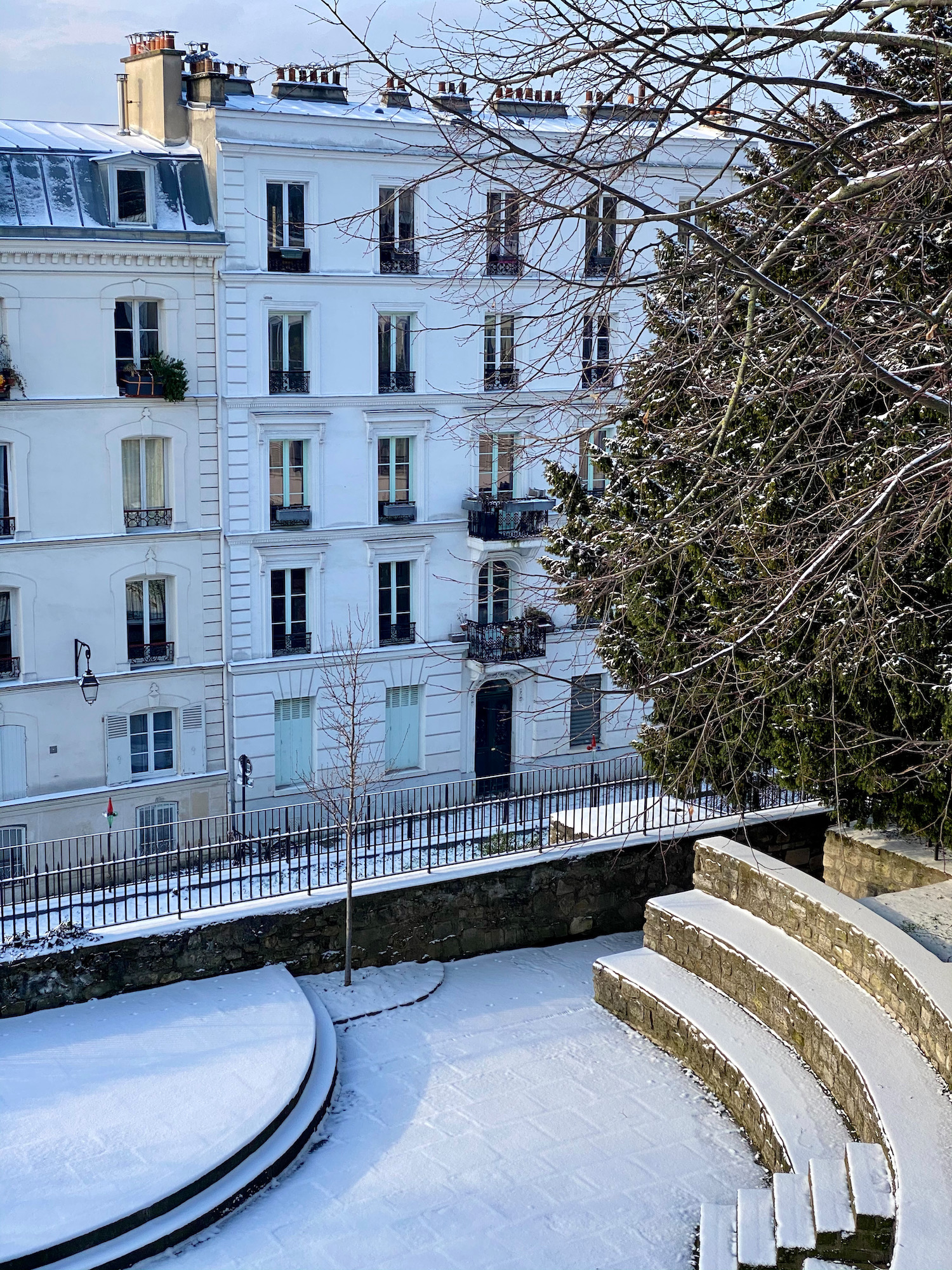 snow in montmartre
