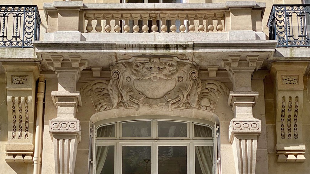 five friday finds from france featuring historic homes of paris book