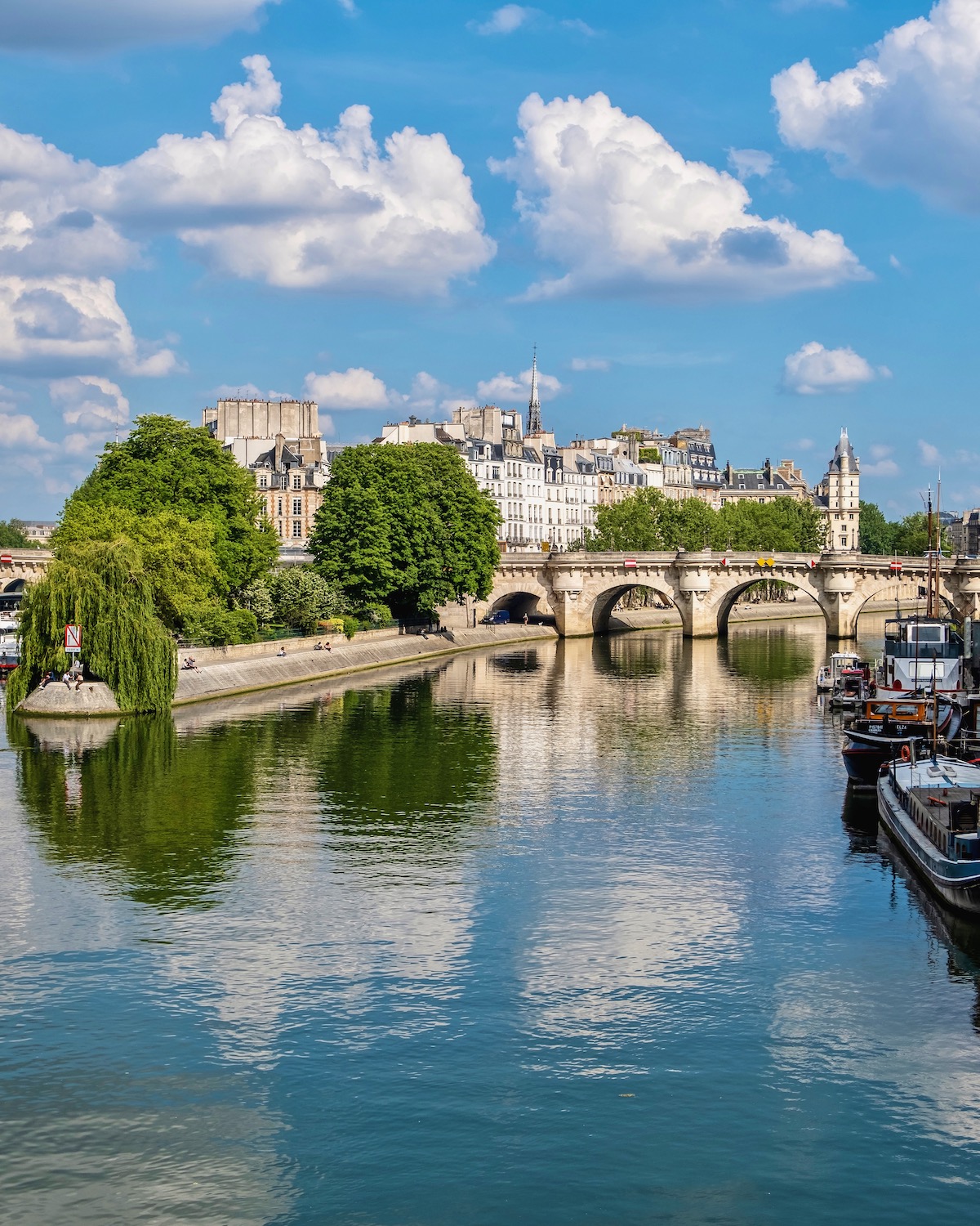 weekend links week 26 pont neuf view