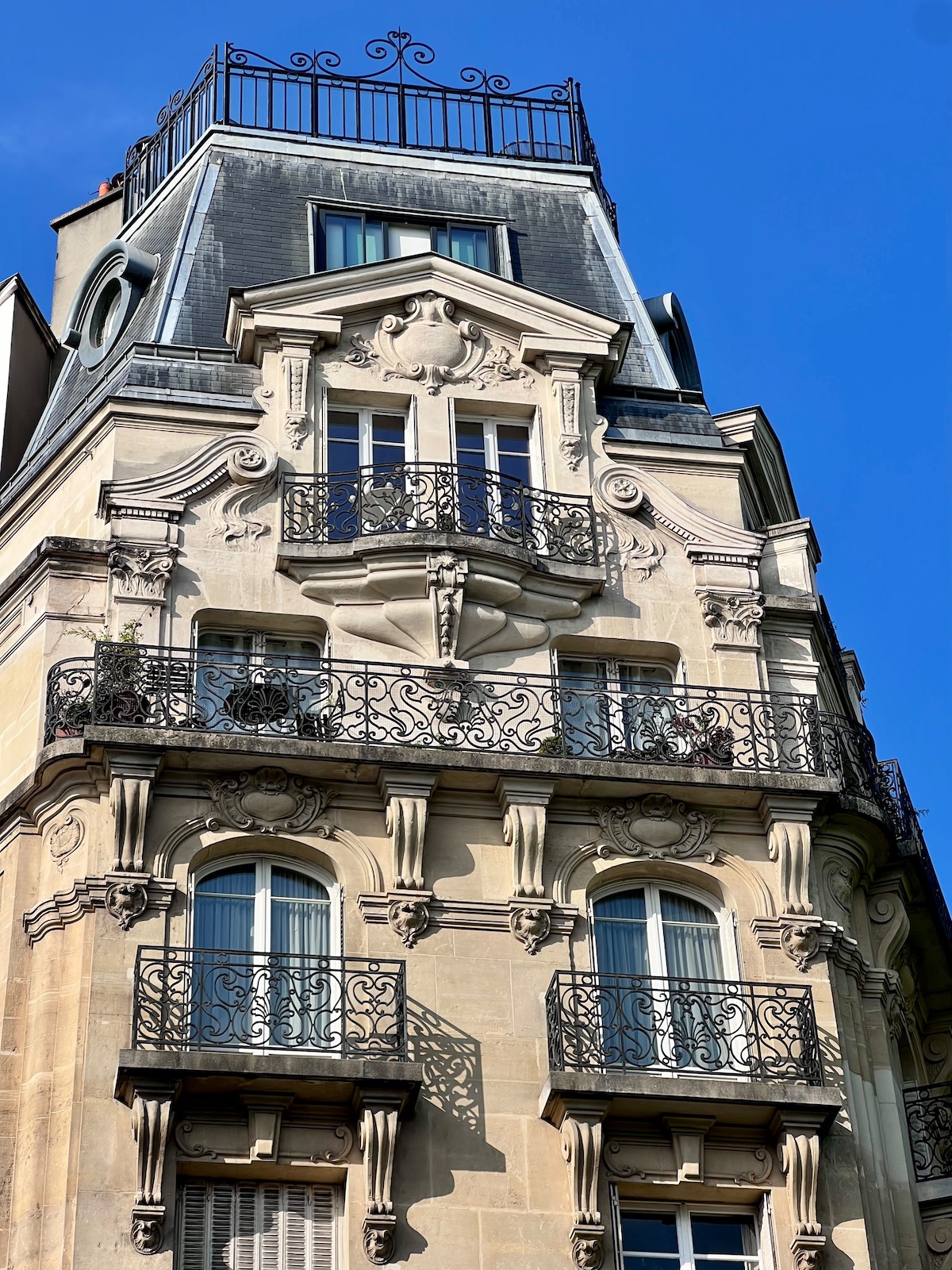 parisian apartment paris 9