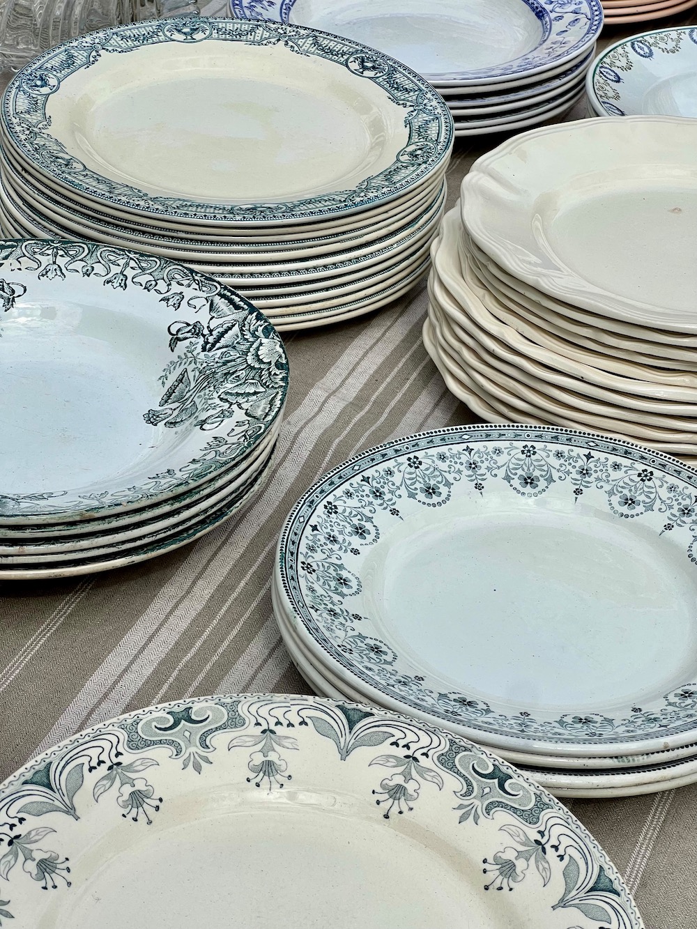 vanves flea market